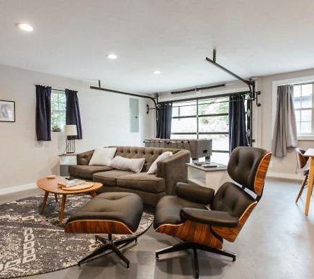 Greenway Garage With Firepit เอเธนส์ ภายนอก รูปภาพ